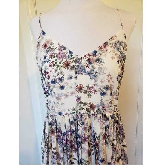 H&M Floral Pleated Midi Dress - Picture 3 of 9